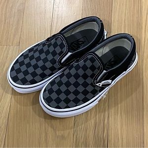 Kids Vans checkered slip ons